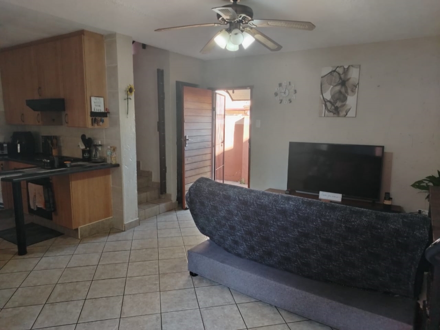 2 Bedroom Property for Sale in Vaalpark Free State